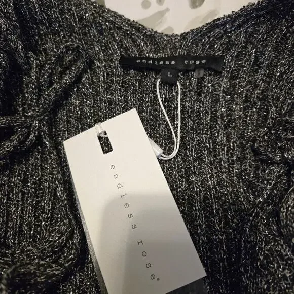 Endless Rose Cold Shoulder black sweater shoulder cut out flare sleeve witchcore - Picture 7 of 10